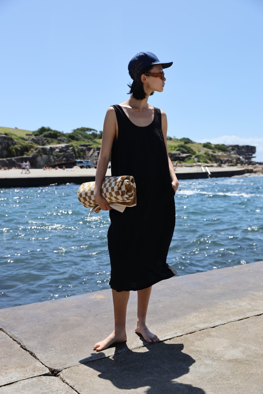 Basic Linen Shift Dress Black